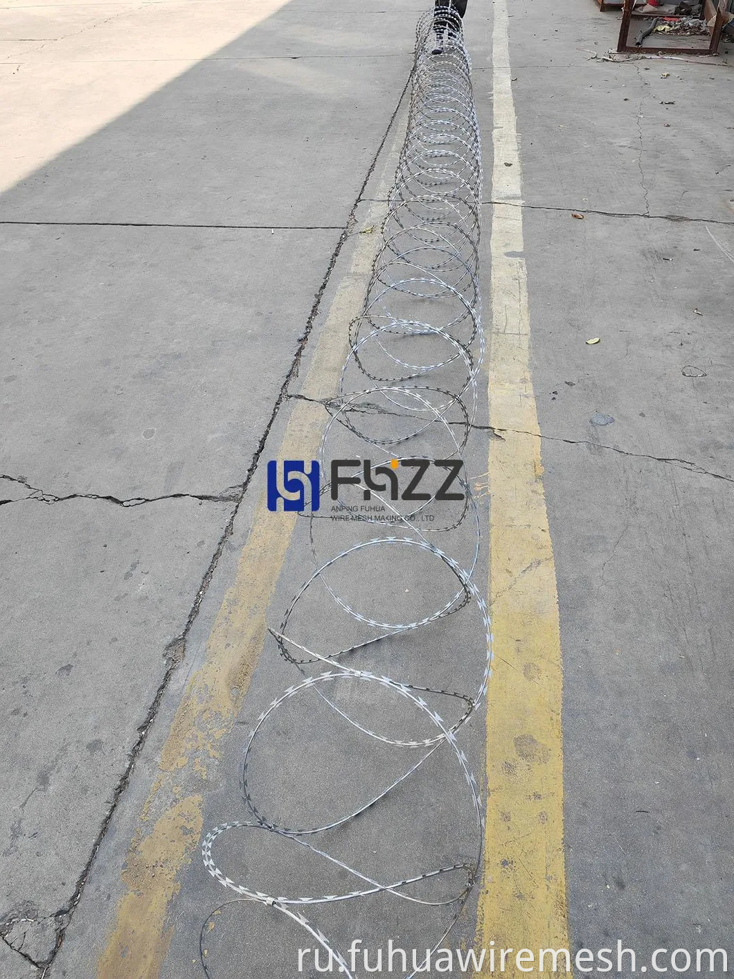 BTO-22 Concertina Razor Wire, 450 мм оцинкованная бритвенная проволока, стальная бритва с высокой безопасности для ограждения